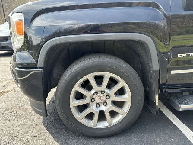 Used 2015 Black GMC Denali image 20