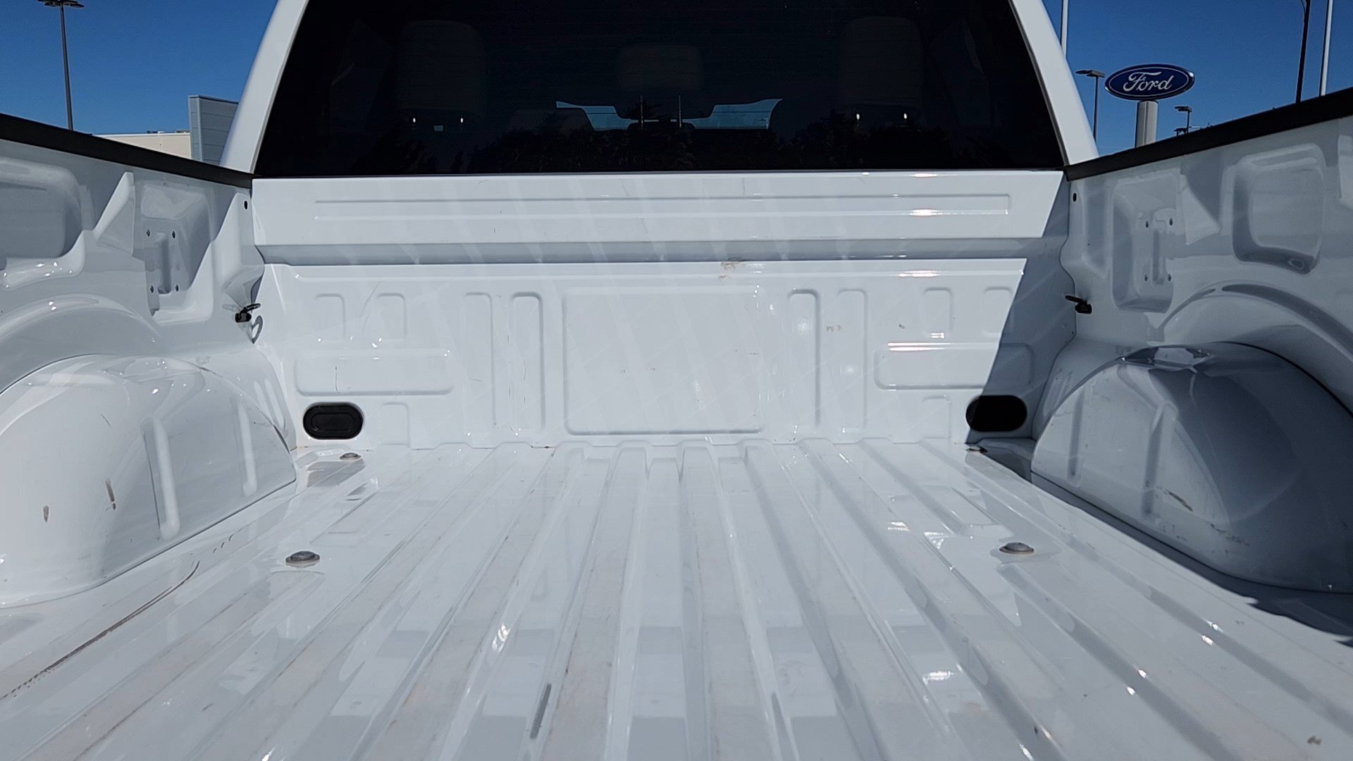 2025 Ford F-150 XLT - Photo 19
