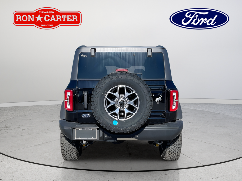New 2025 Shadow Black Ford Badlands image 4