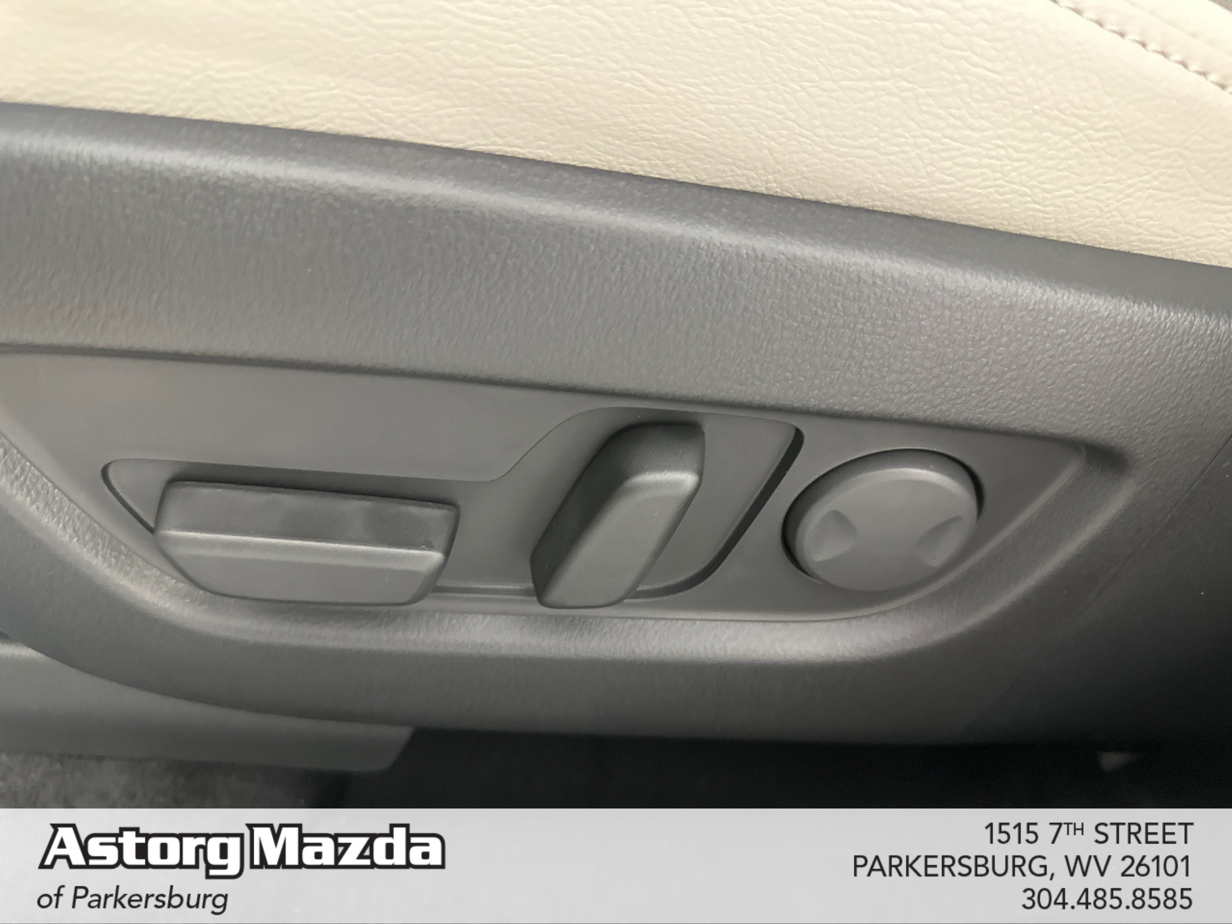 New 2026 Rhodium White Premium Mazda 3.3 Turbo Premium Sport AWD image 10