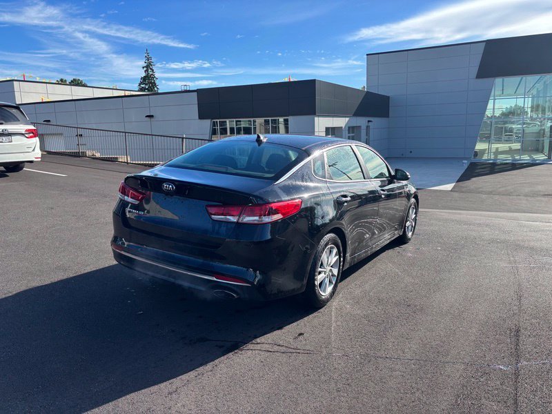 Used 2018 Black Kia LX image 8