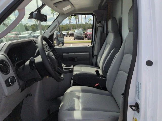 New 2027 Oxford White Ford E-450 DRW image 14