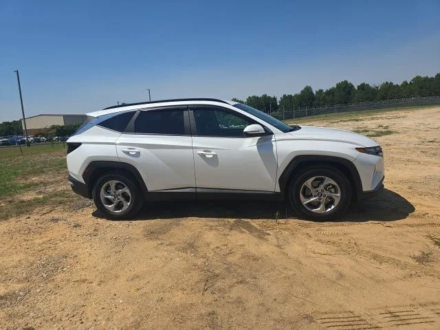 Used 2022 Gray Hyundai SEL image 10