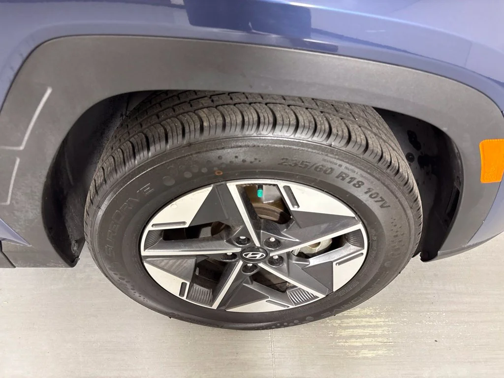 Used 2025 Blue Hyundai SEL image 11