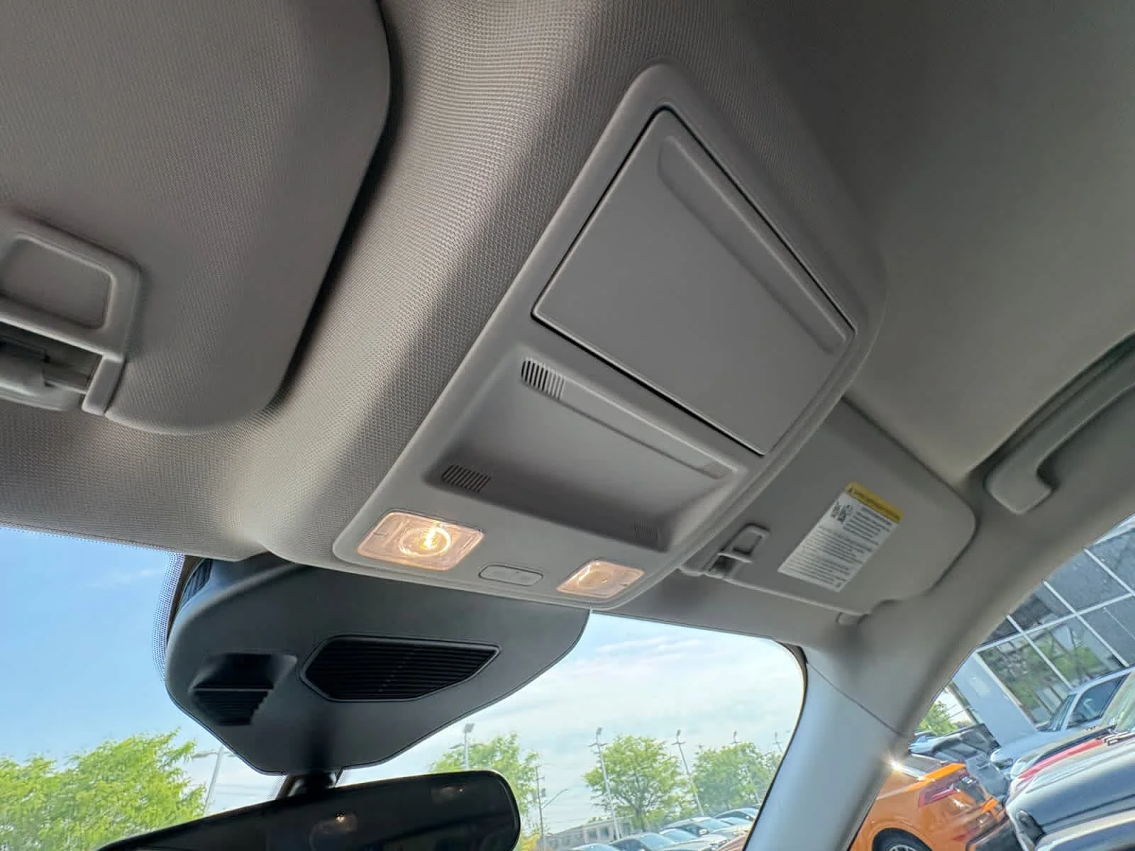 Used 2025 Space Silver Ford Active image 31