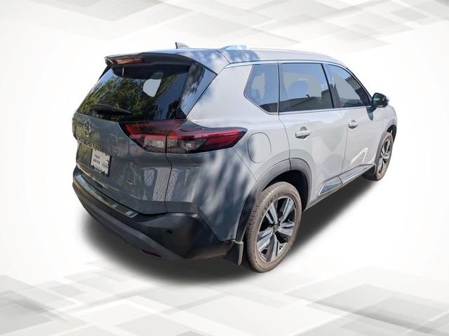 Used 2021 Gray Nissan SL image 3