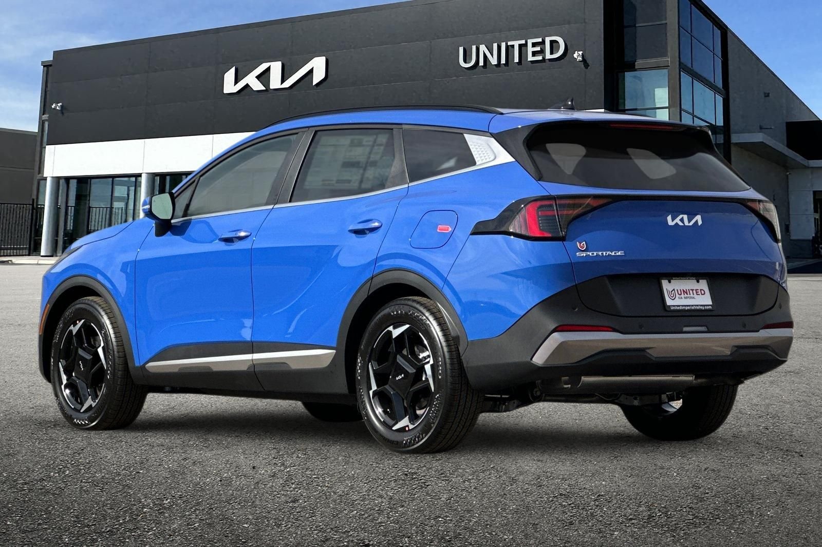 2026 Kia Sportage EX - Photo 6