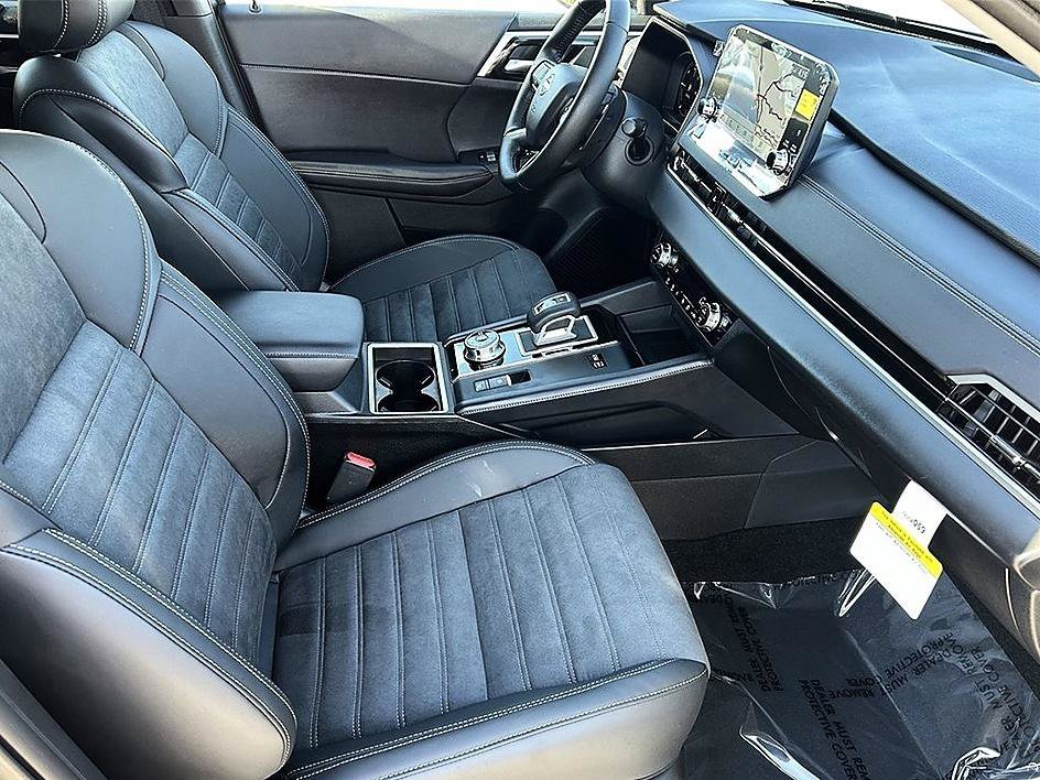 Used 2026 Moonrock Gray Nissan SL image 27