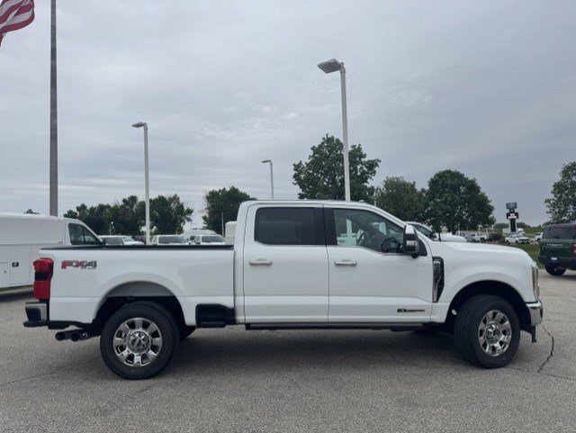 Certified Used 2023 Oxford White Ford LARIAT image 9