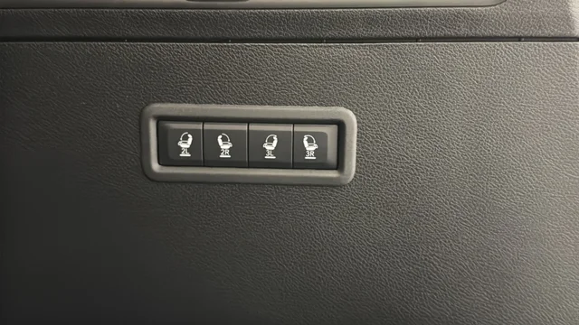 New 2026 High Gloss Black Exterior Paint Jeep Limited Reserve image 30