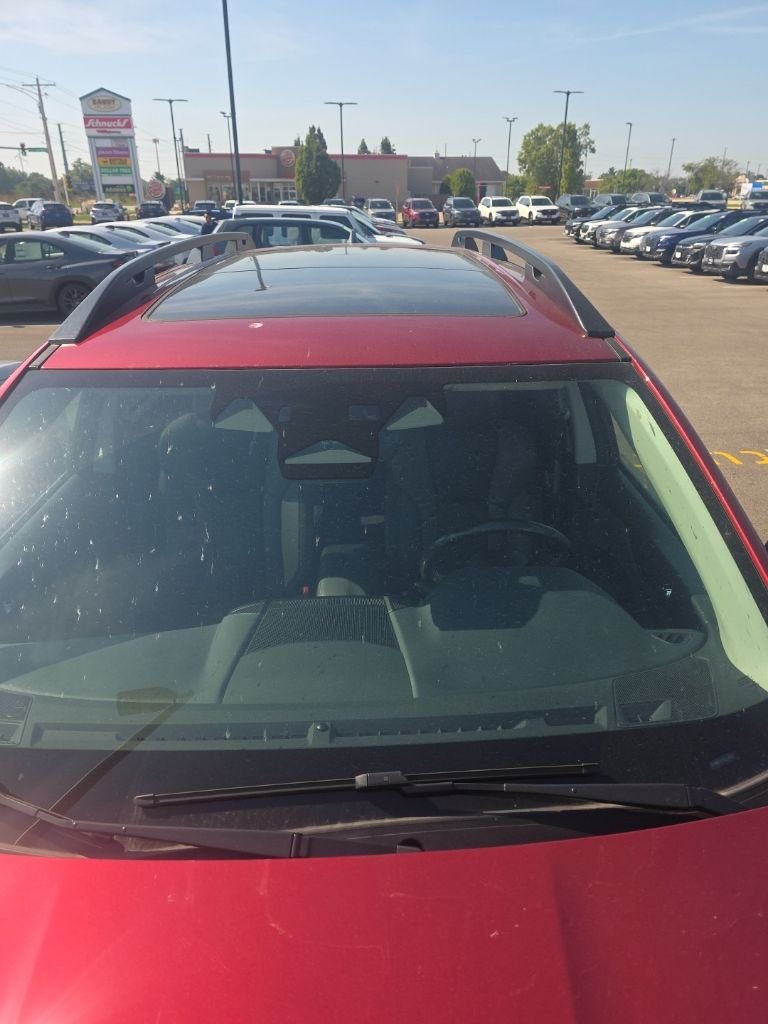 Used 2025 Crimson Red Pearl Subaru Onyx Edition image 16