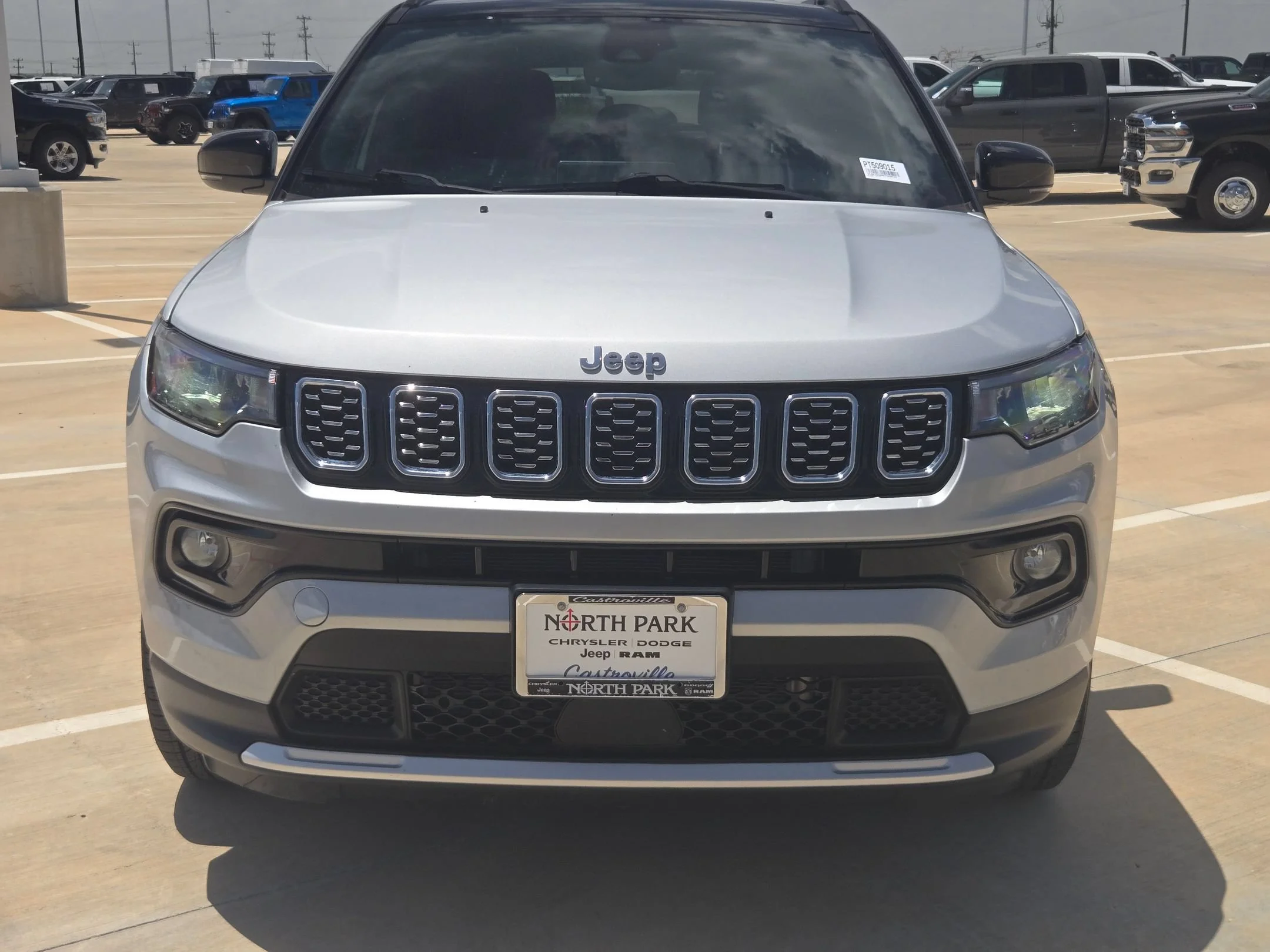 Used 2025 Silver Jeep Limited image 8