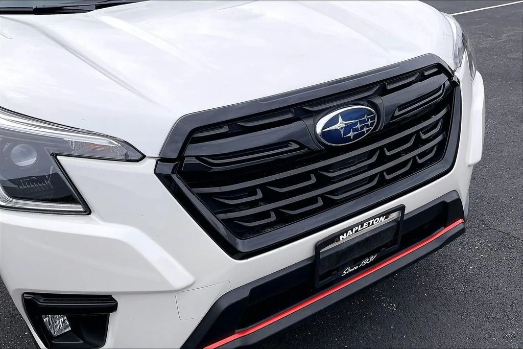 Used 2023 White Subaru Sport image 31