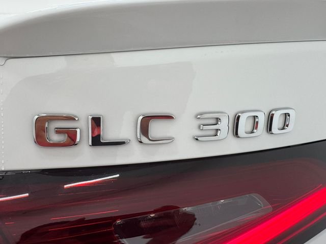 New 2026 Polar White Mercedes-Benz GLC 300 image 45