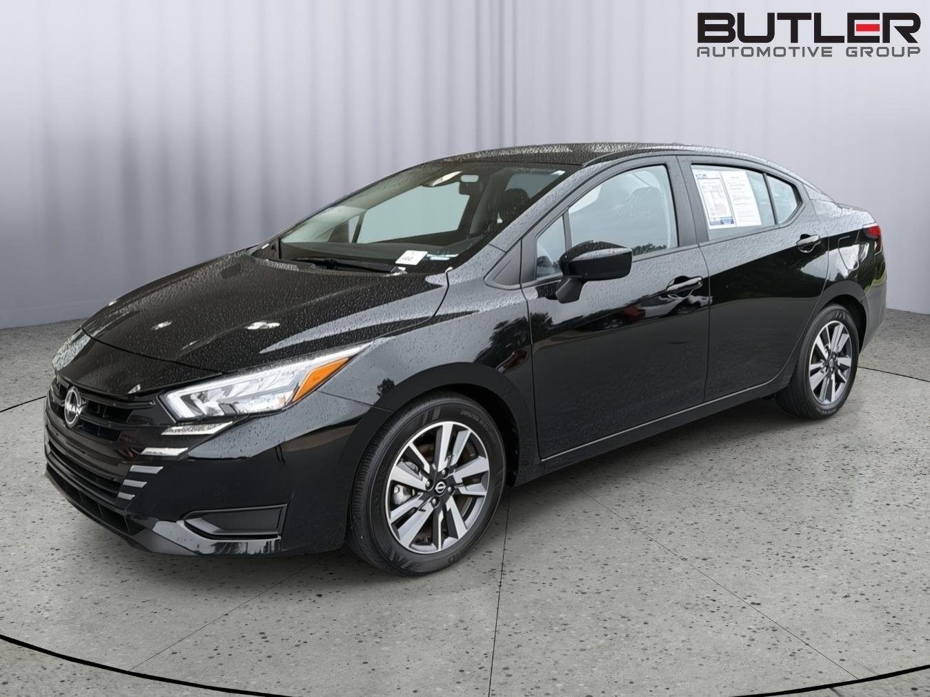 Used 2025 Super Black Nissan SV image 1