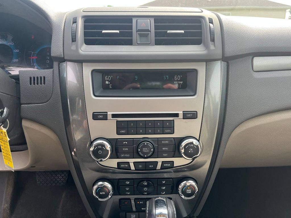 Used 2012 Red Ford SEL image 37
