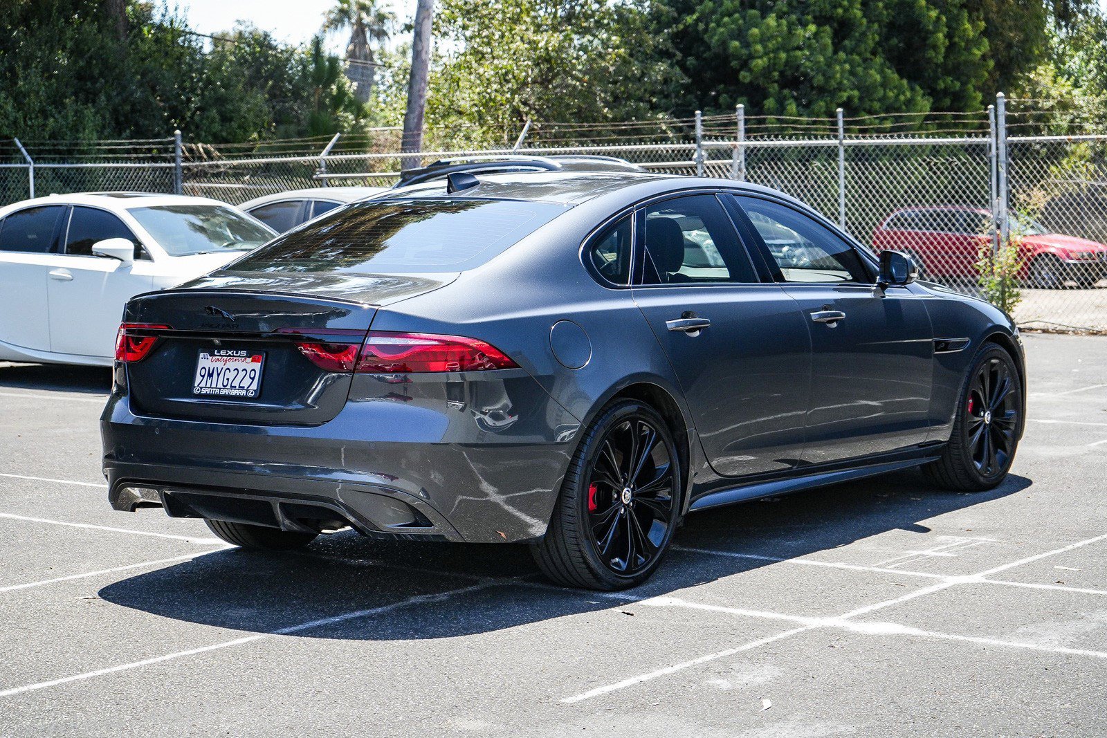 Used 2024 Carpathian Gray Premium Metallic Jaguar R-Dynamic SE image 6