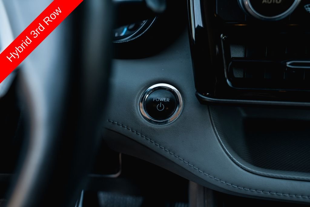 Used 2023 Wind Chill Pearl Toyota LE image 18