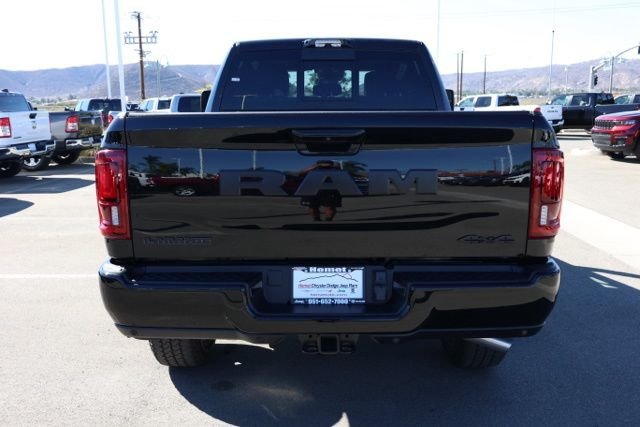 New 2026 Diamond Black Crystal Pearl-Coat Exterior Paint RAM Laramie Night Edition image 4