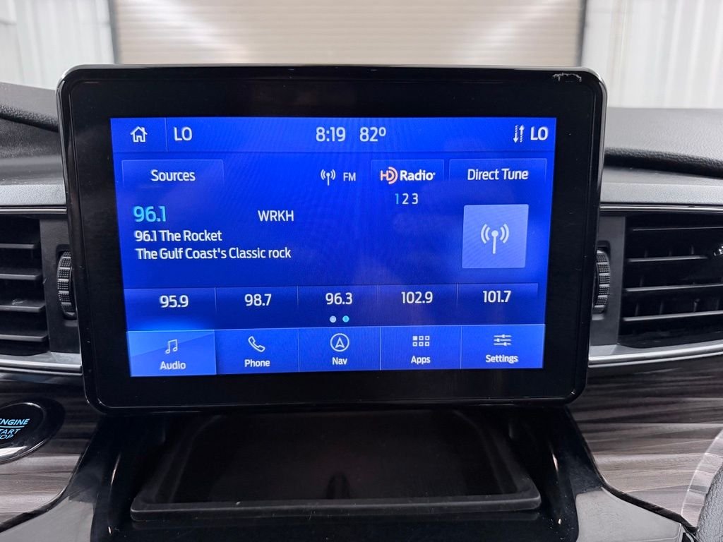 Used 2022 Black Ford Limited image 17