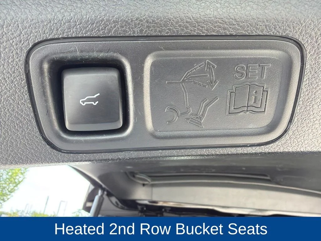 Certified Used 2020 Agate Black Ford XLT image 9