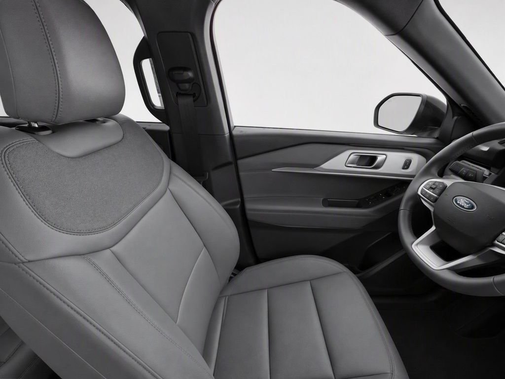 New 2027 Carbonized Gray Metallic Ford Active image 11