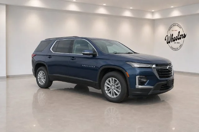 Used 2023 Northsky Blue Metallic Chevrolet LT Cloth image 2