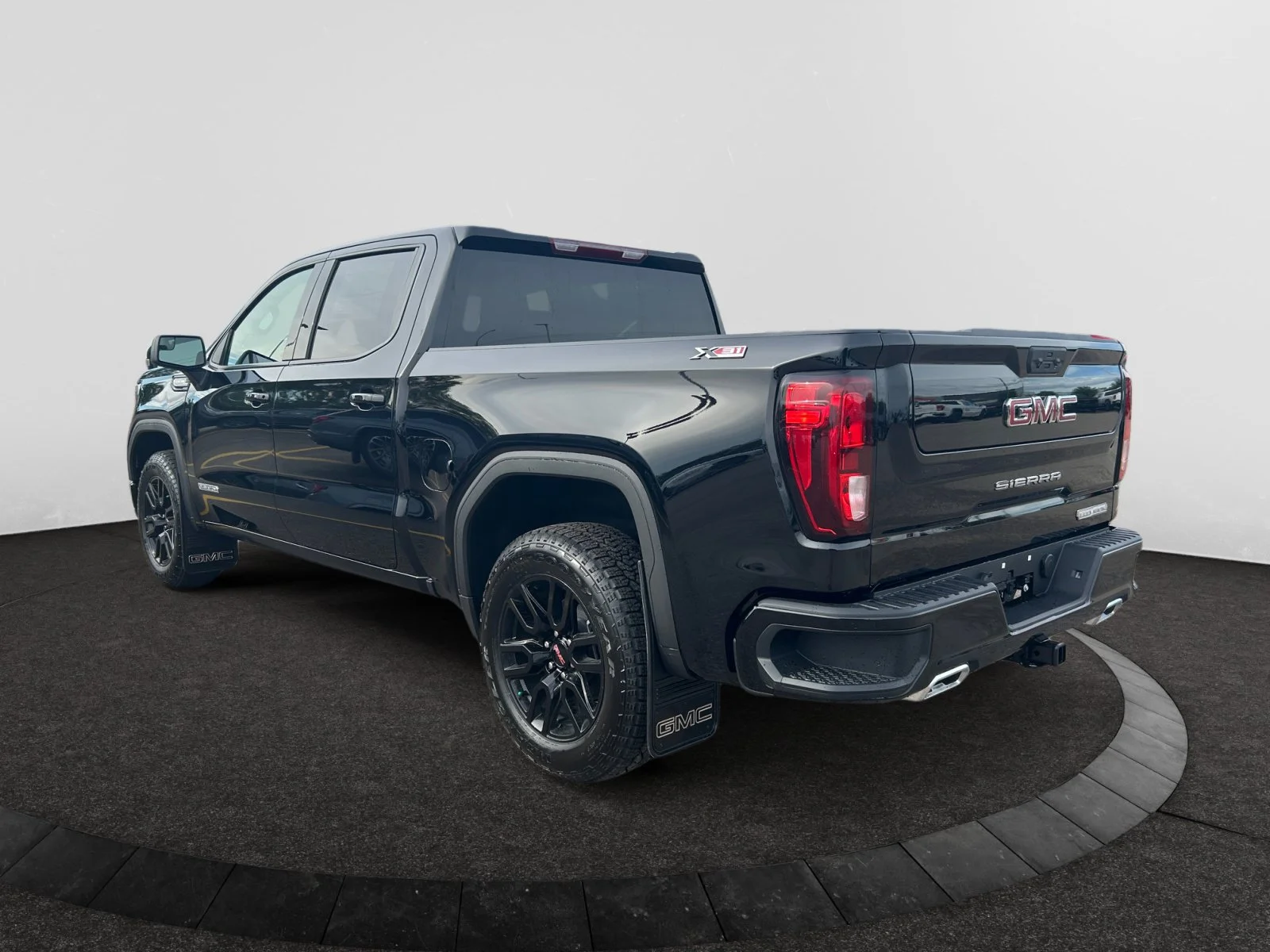 New 2026 Onyx Black GMC Elevation image 3