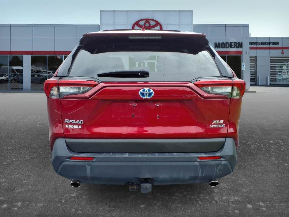 Used 2021 Ruby Flare Pearl Toyota Hybrid XLE Premium image 4