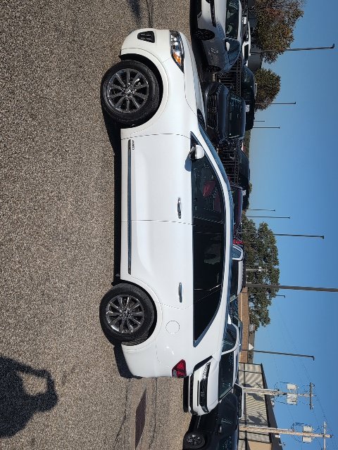 Used 2016 White Kia SX Limited image 2