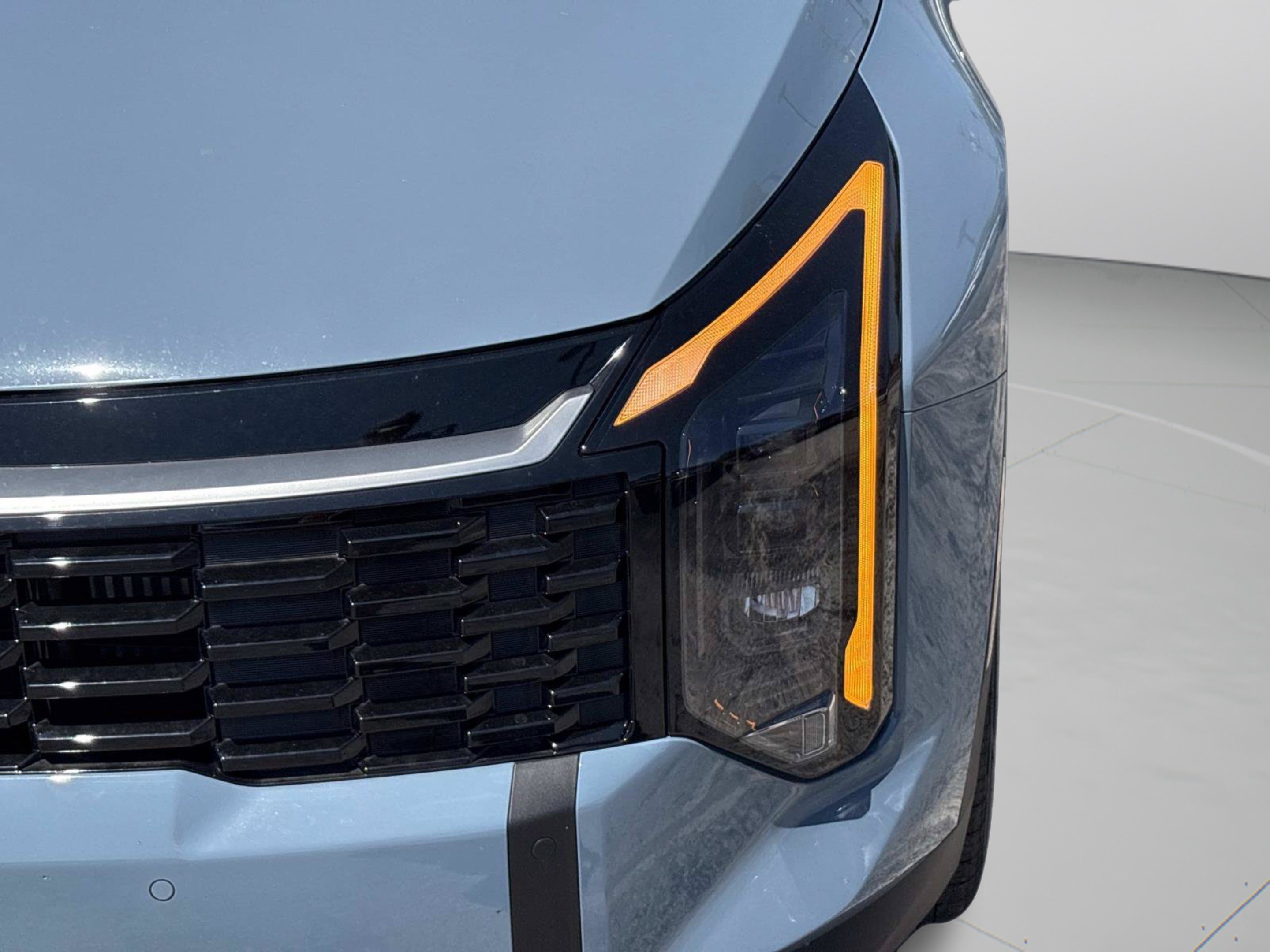 New 2027 Heritage Blue Kia S image 31