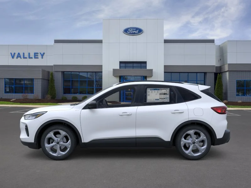New 2026 Star White Metallic Tri-coat Ford ST-Line image 54