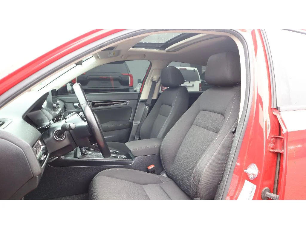 2024 Honda Civic EX - Photo 12