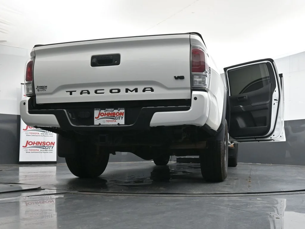 Used 2021 White Toyota TRD Off-Road image 39