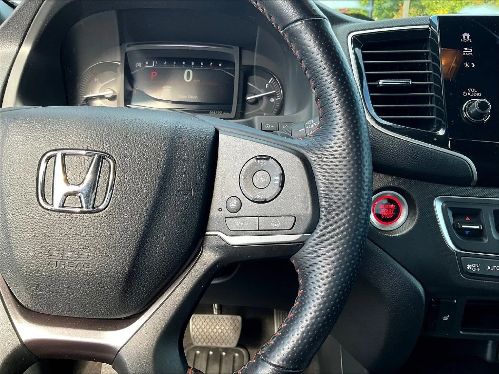 Used 2024 Lunar Silver Metallic Honda TrailSport image 13