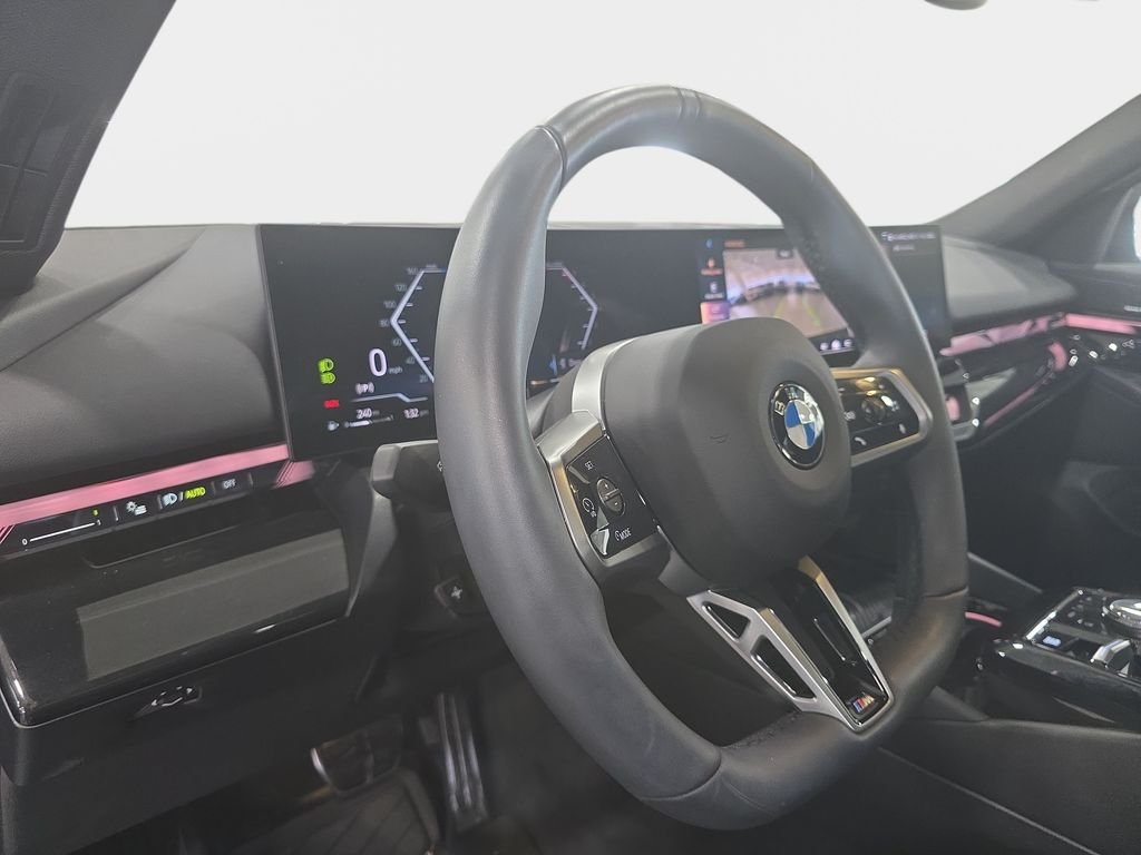 Used 2027 Black Sapphire Metallic BMW 530i image 21