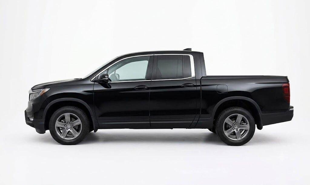 Used 2023 Crystal Black Pearl Honda RTL image 1
