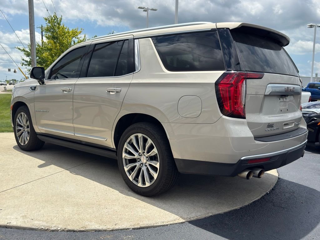 Used 2021 Pearl Beige Metallic GMC Denali image 5