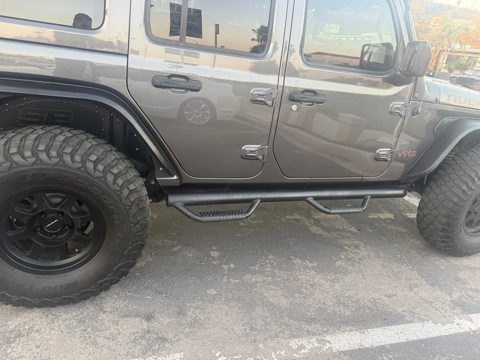 Used 2018 Gray Jeep Unlimited Rubicon image 5