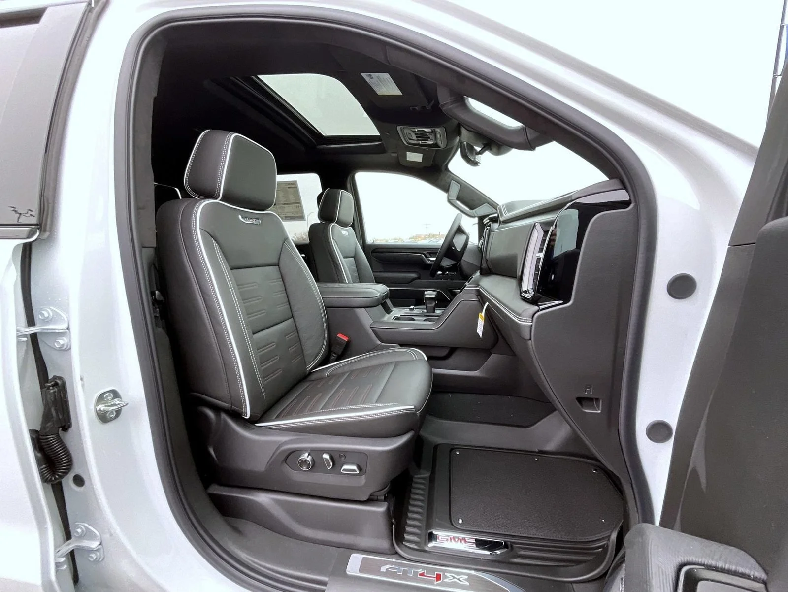 New 2026 Summit White GMC AT4X image 15