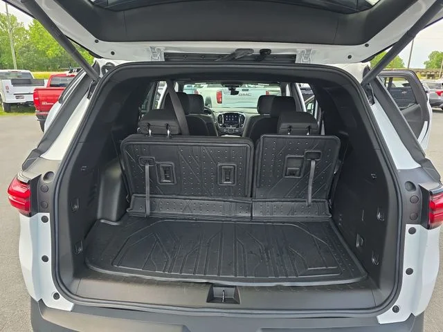 Used 2023 White Chevrolet LT image 14