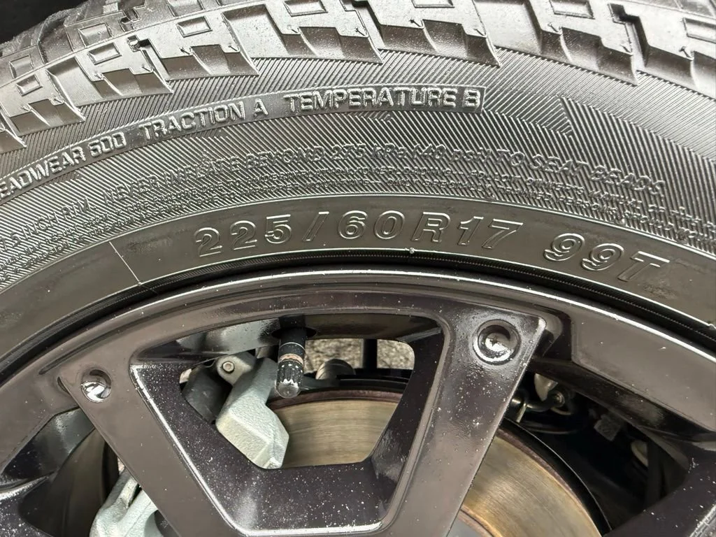 Used 2024  Subaru Wilderness image 32