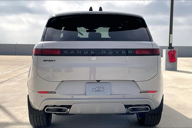 Certified Used 2026 Gray Land Rover Dynamic SE image 4