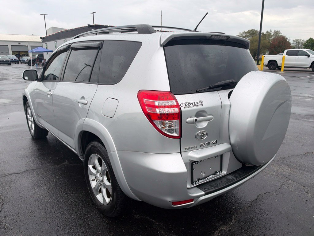 Used 2009 Silver Toyota Limited image 5