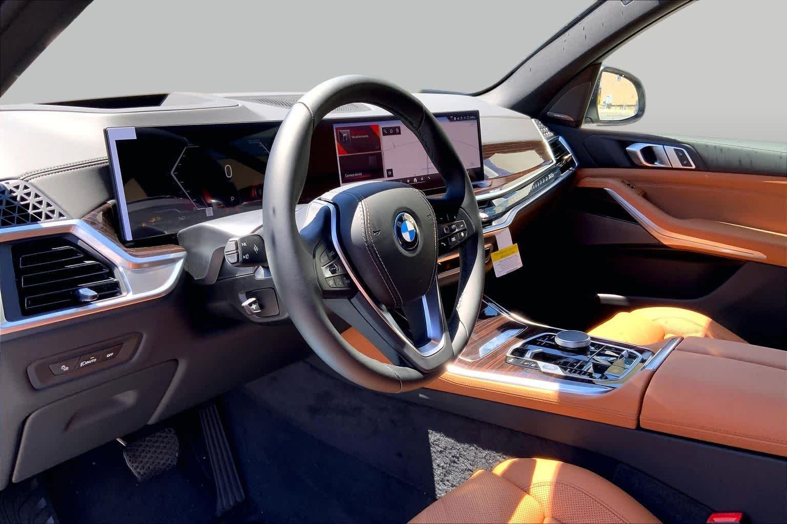 New 2026 Skyscraper Grey Metallic BMW xDrive50e image 8