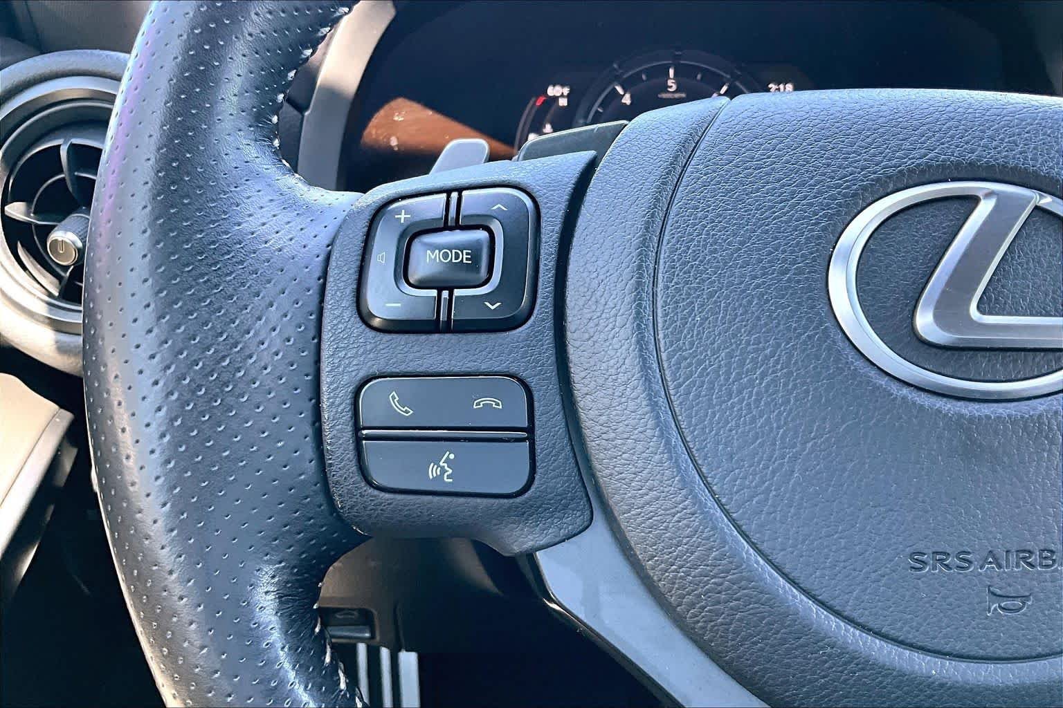 2023 Lexus IS 350 F SPORT - Photo 22