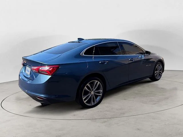Used 2024 Blue Chevrolet LT image 5