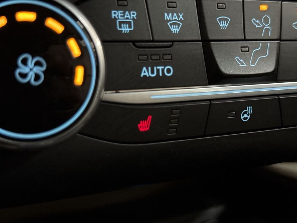 Used 2020 Desert Gold Metallic Ford SEL image 30