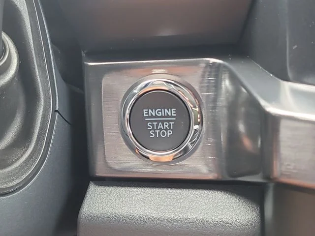 New 2026 Black Metallic Ford Lariat image 30