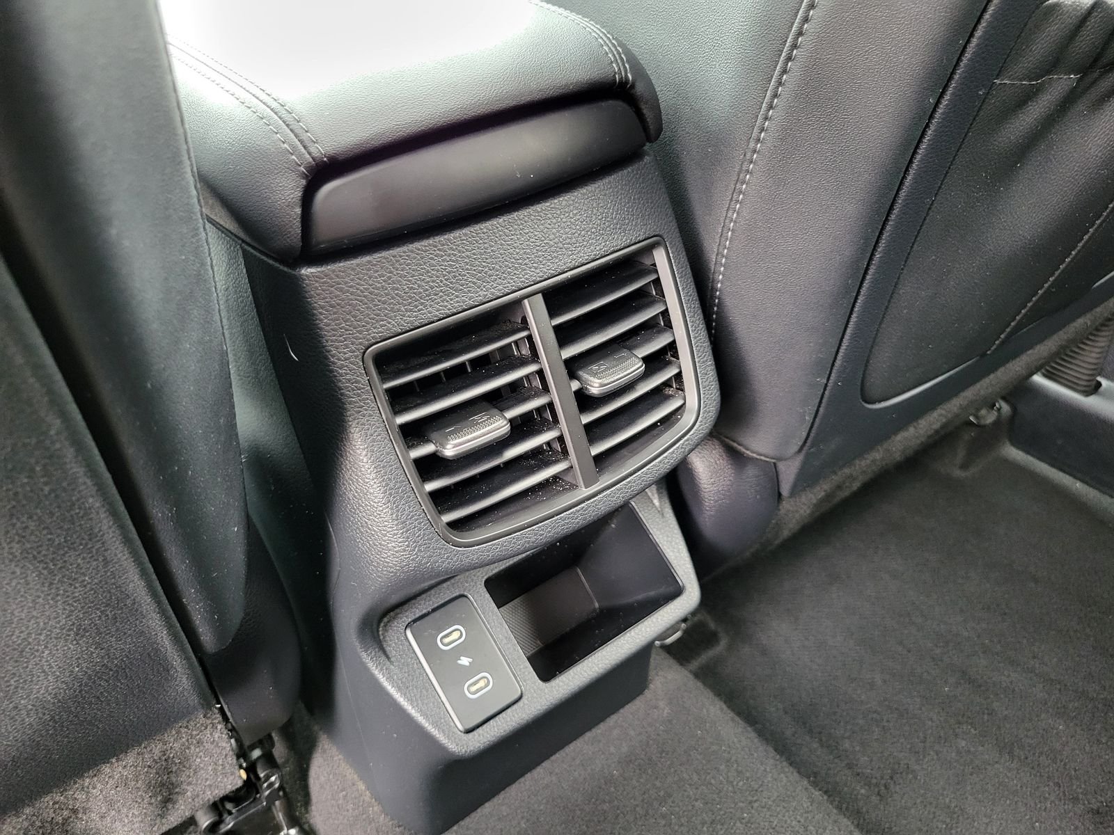 Certified Used 2024 Gray Kia EX image 30